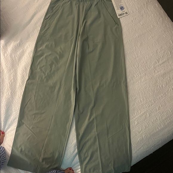 Lululemon Swift Wide leg mid rise pants fog green - Picture 1 of 6